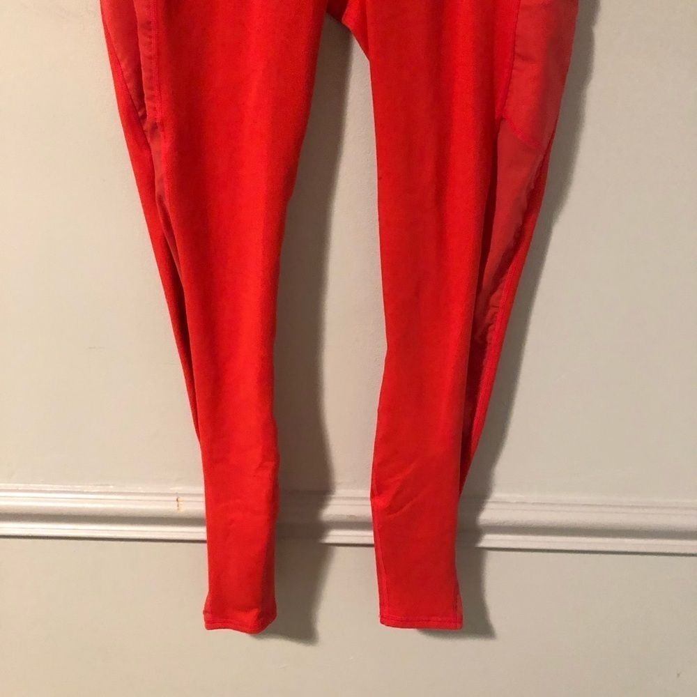 Fabletics On-The-Go High Waisted Red Leggings Siz… - image 6